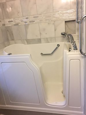 Accessible Bathtub in Jacksonville by Independent Home Products, LLC