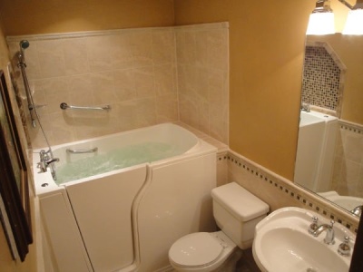 Independent Home Products, LLC installs hydrotherapy walk in tubs in Jacksonville