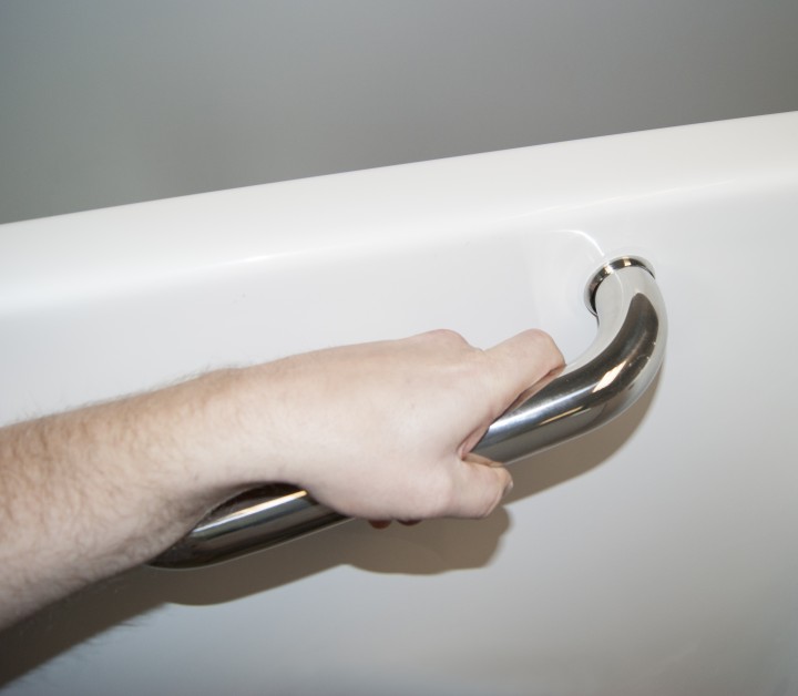 See the ease in using Walk in Tubs - Have your walk in tub installed